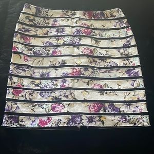 White House Black Market Skirt